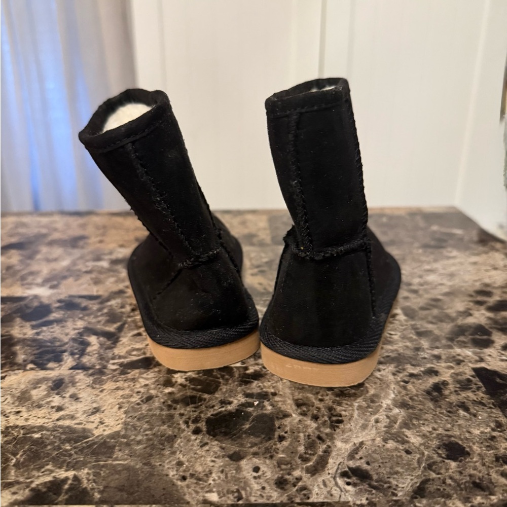 Toddler Black Boots - Picture 3 of 5